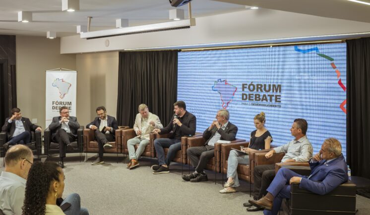 ABDE realiza o primeiro encontro do Fórum de Debate, em Londrina/PR