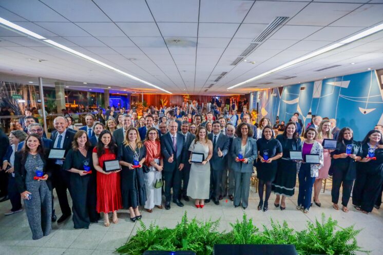Instituições associados à ABDE são vencedoras do Prêmio Nacional de Inclusão Socioeconômica