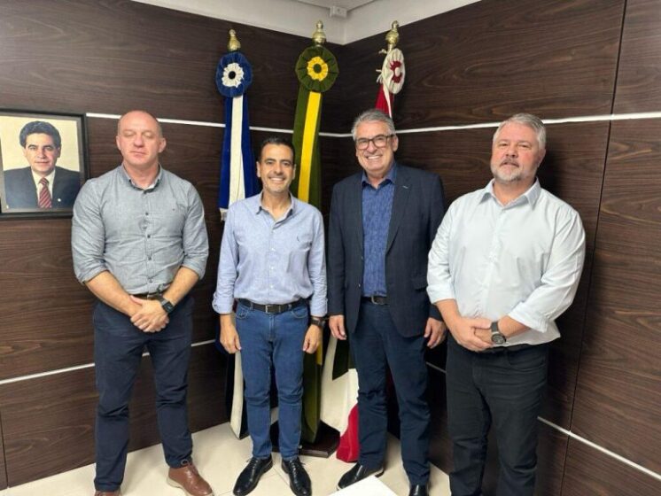 BRDE alinha parceria com Prefeitura de Tubarão para apoio de projetos da cidade