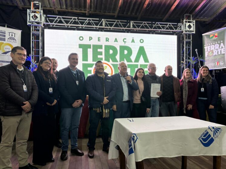 Programa Agrofamília formaliza 130 novos contratos em Porto Alegre, por meio do Badesul